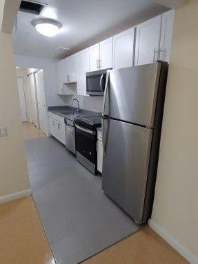 Apartment Crescent Street  Queens, NY 11106, MLS-RD5241-12