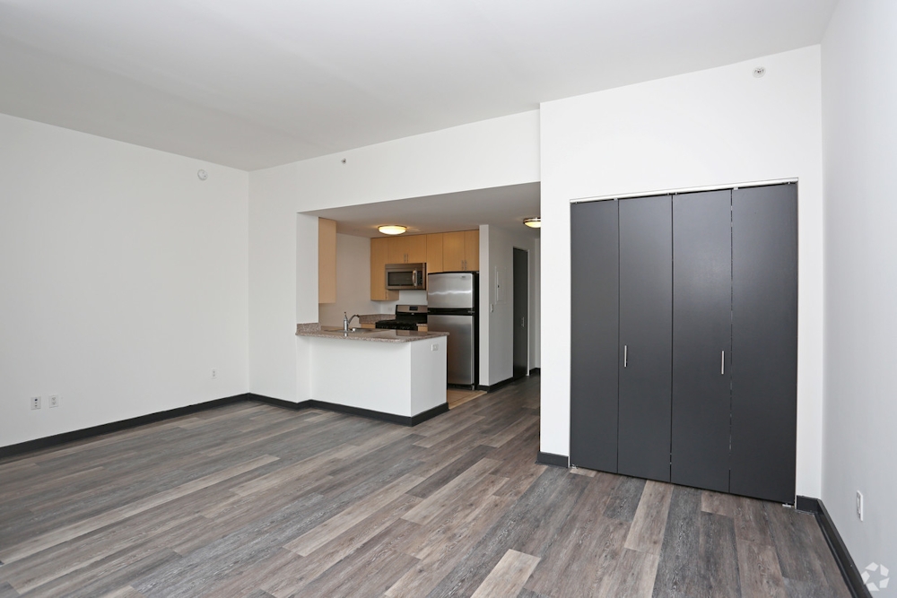 Apartment 89th Avenue  Queens, NY 11432, MLS-RD5251-3