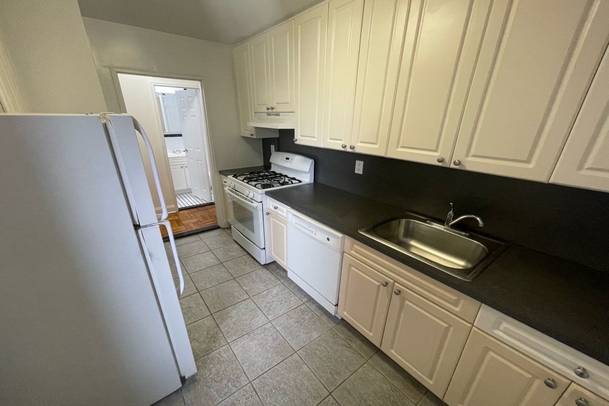 Apartment 150th Street  Queens, NY 11367, MLS-RD5252-3