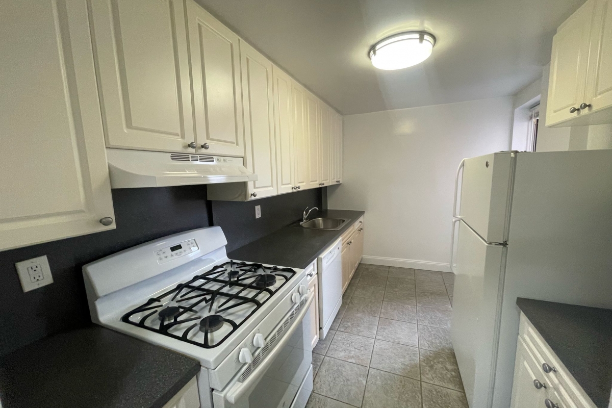 Apartment 150th Street  Queens, NY 11367, MLS-RD5252-6