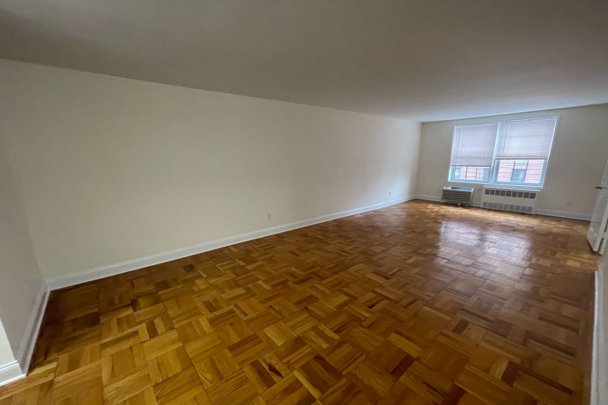 Apartment 150th Street  Queens, NY 11367, MLS-RD5252-8