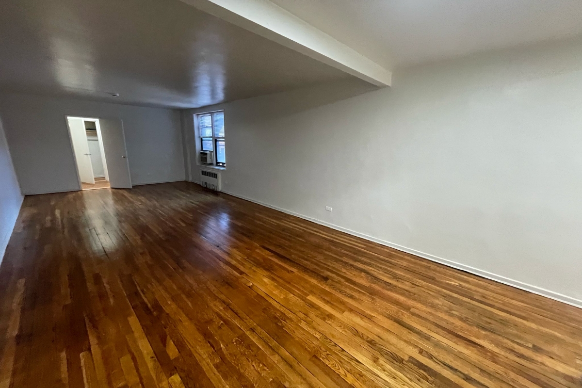 Apartment Vietor Avenue  Queens, NY 11373, MLS-RD5259-9