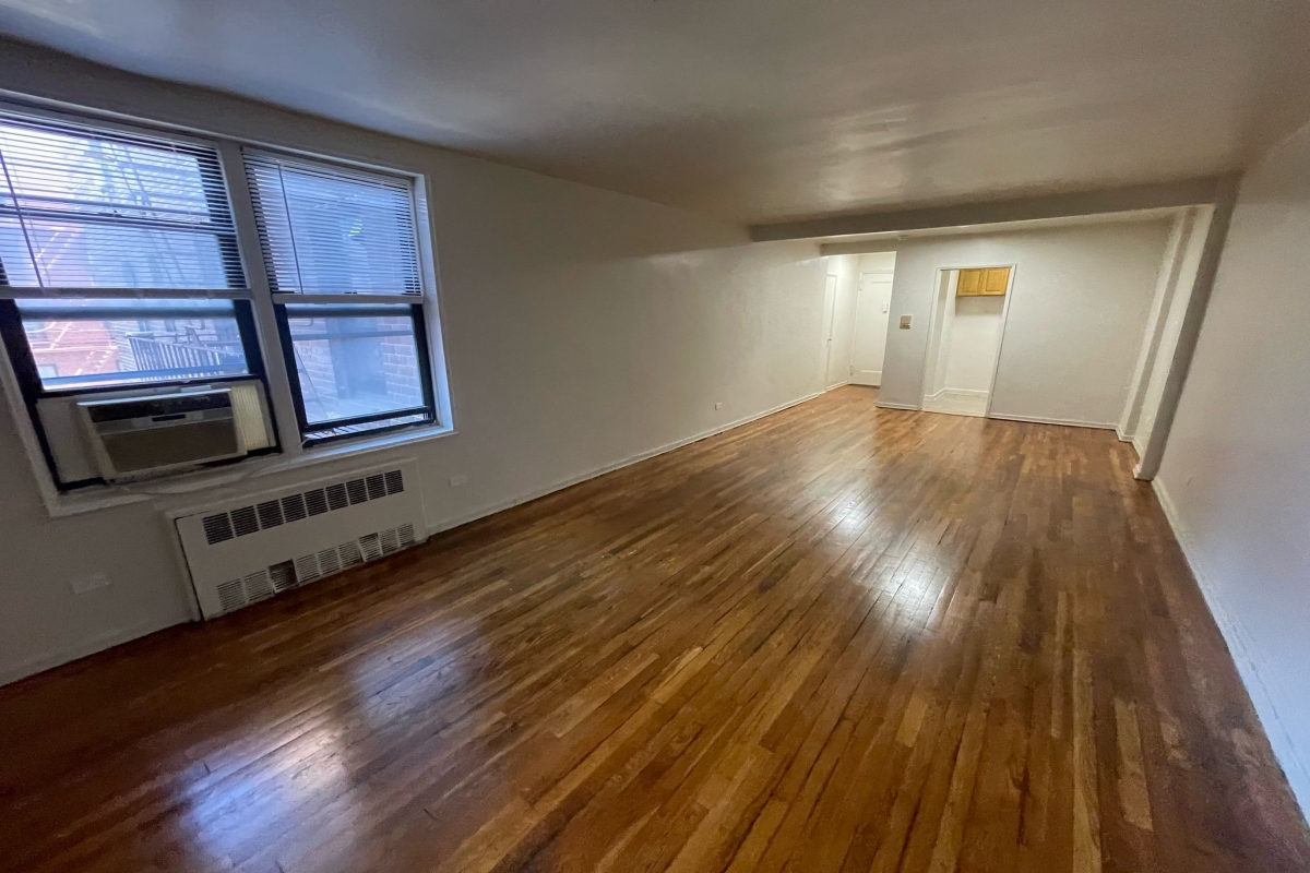 Apartment Vietor Avenue  Queens, NY 11373, MLS-RD5259-12