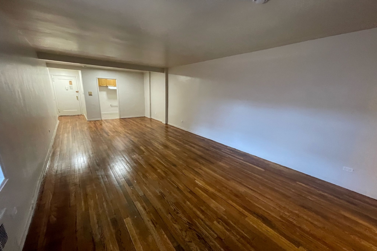 Apartment Vietor Avenue  Queens, NY 11373, MLS-RD5259-14