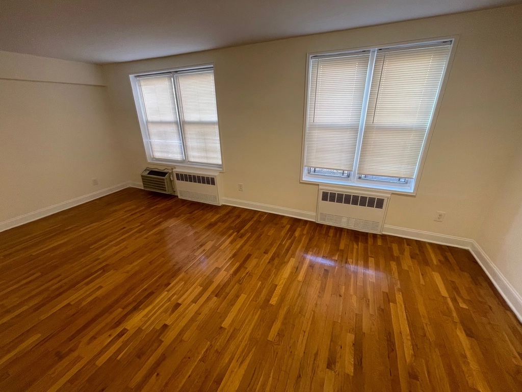 Apartment 150th Street  Queens, NY 11367, MLS-RD5260-7
