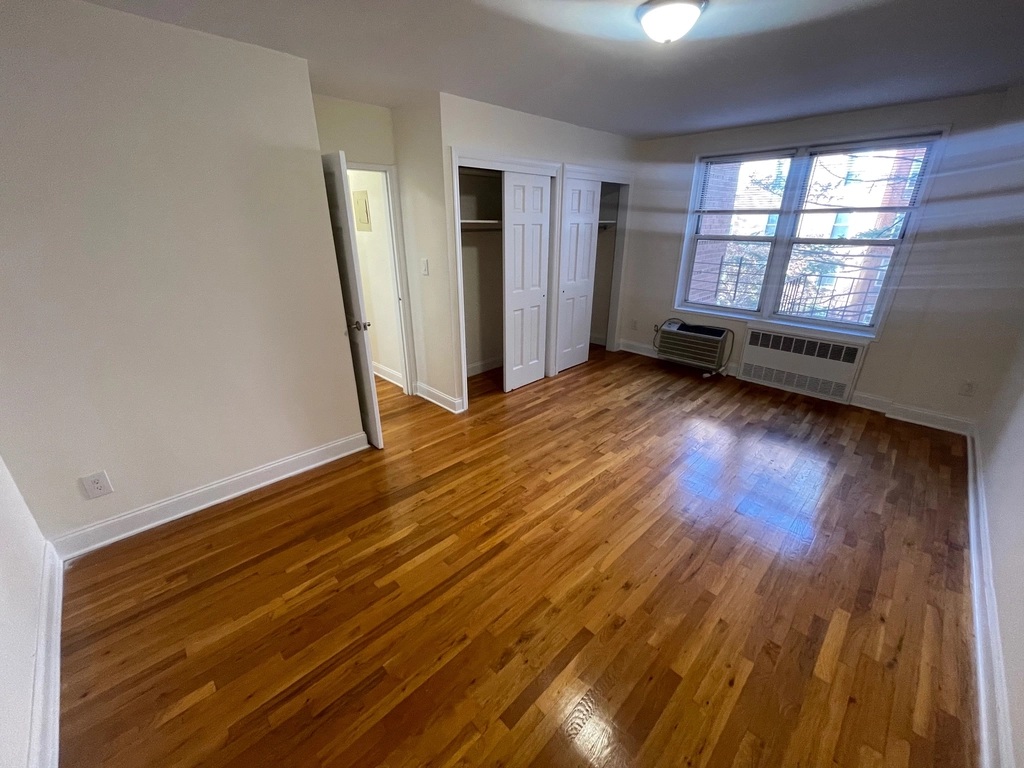 Apartment 150th Street  Queens, NY 11367, MLS-RD5260-12