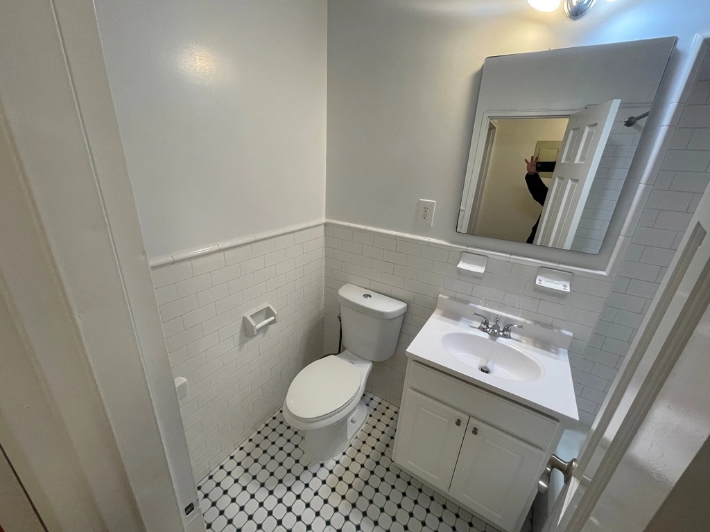 Apartment 150th Street  Queens, NY 11367, MLS-RD5260-19