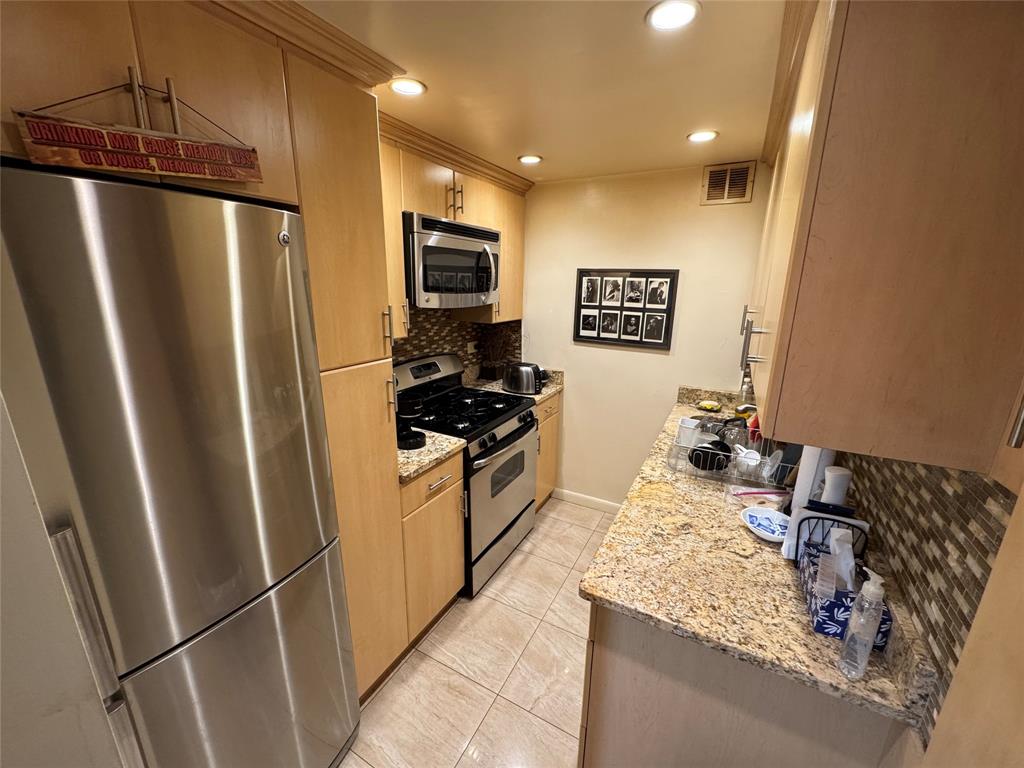  66th Road  Queens, NY 11375, MLS-RD5262-12