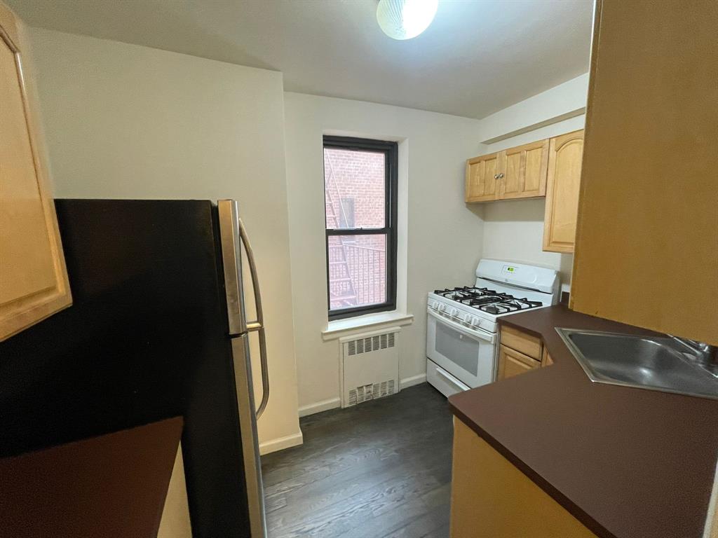  67th Road  Queens, NY 11375, MLS-RD5265-11