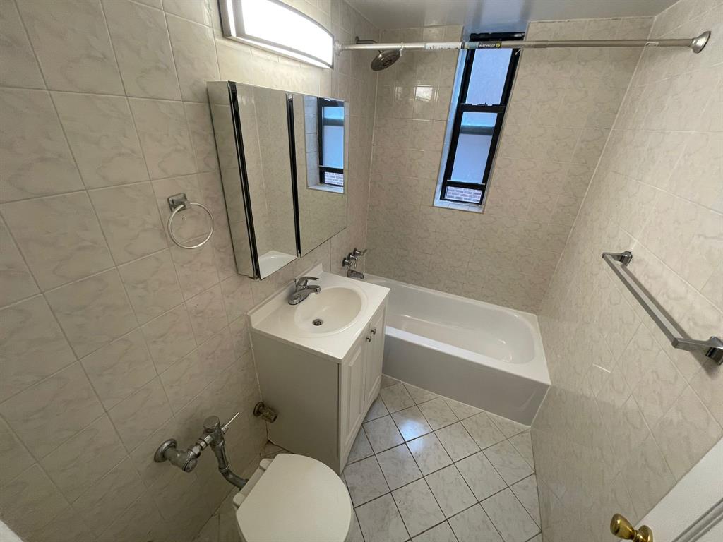  67th Road  Queens, NY 11375, MLS-RD5265-20