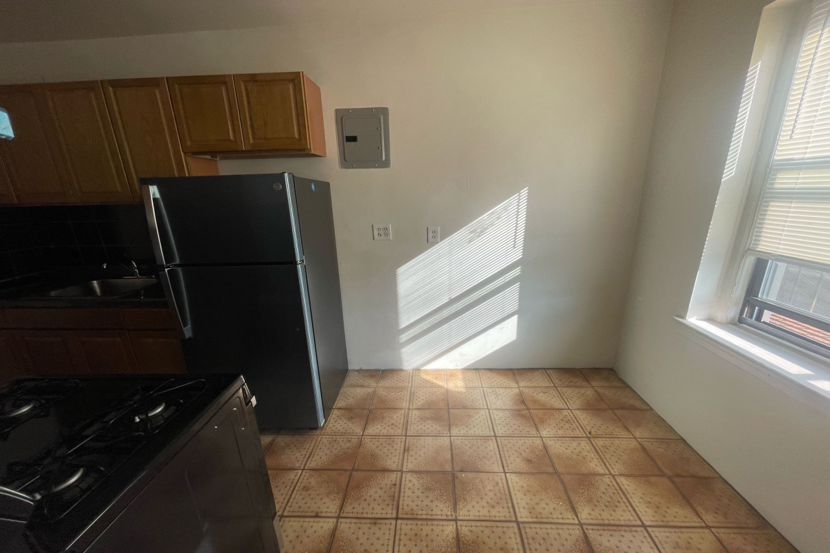 Apartment 159th Street  Queens, NY 11358, MLS-RD5270-10