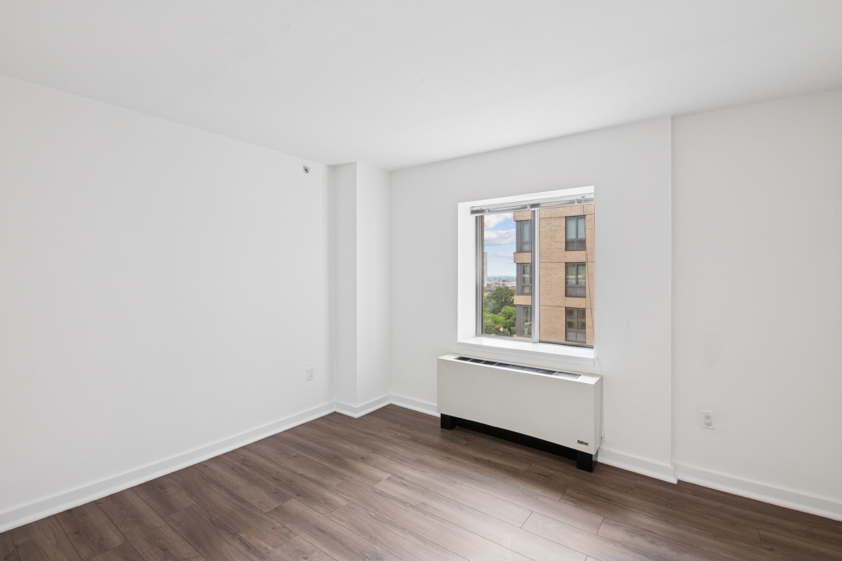 Apartment 89th Avenue  Queens, NY 11432, MLS-RD5274-7