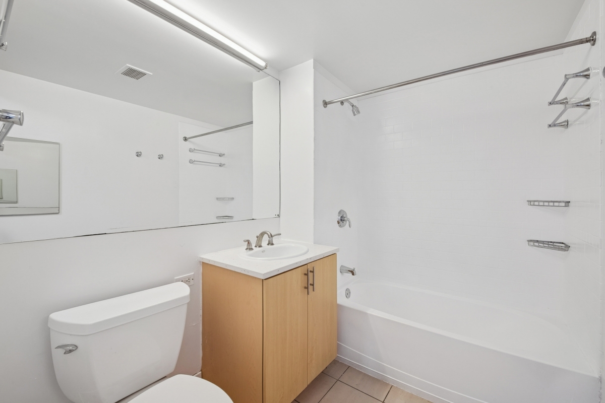 Apartment 89th Avenue  Queens, NY 11432, MLS-RD5274-8