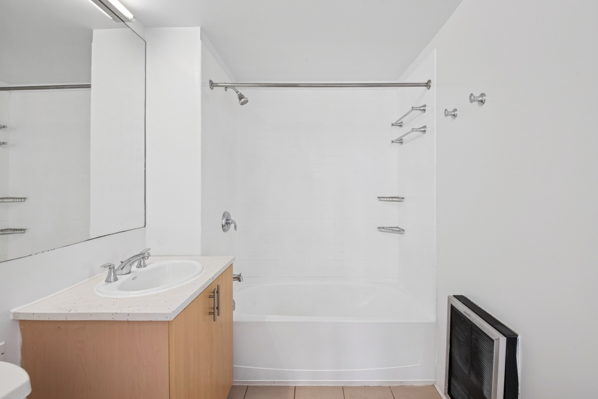 Apartment 89th Avenue  Queens, NY 11432, MLS-RD5274-9