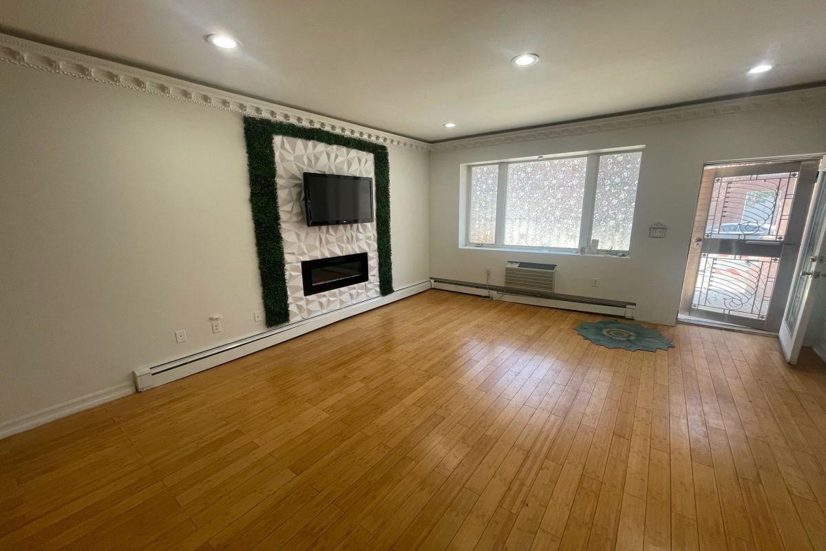 Apartment 160th Street  Queens, NY 11365, MLS-RD5279-5
