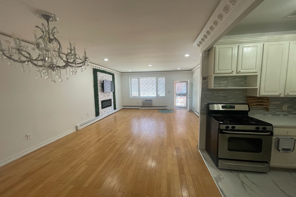 Apartment 160th Street  Queens, NY 11365, MLS-RD5279-9