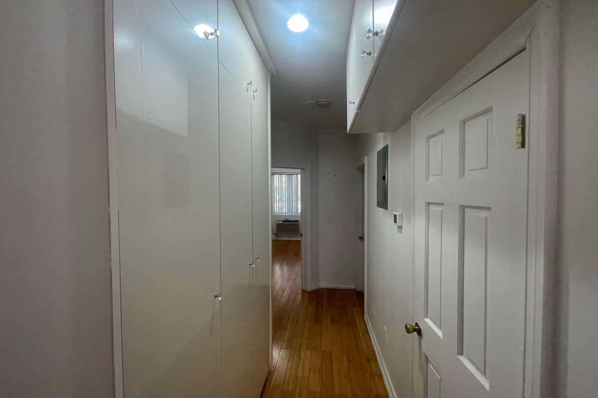 Apartment 160th Street  Queens, NY 11365, MLS-RD5279-10