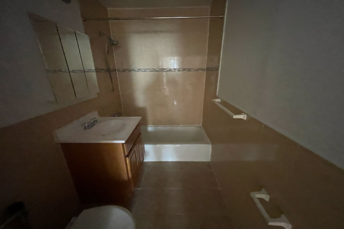 Apartment Douglaston Pkwy  Queens, NY 11363, MLS-RD5282-16
