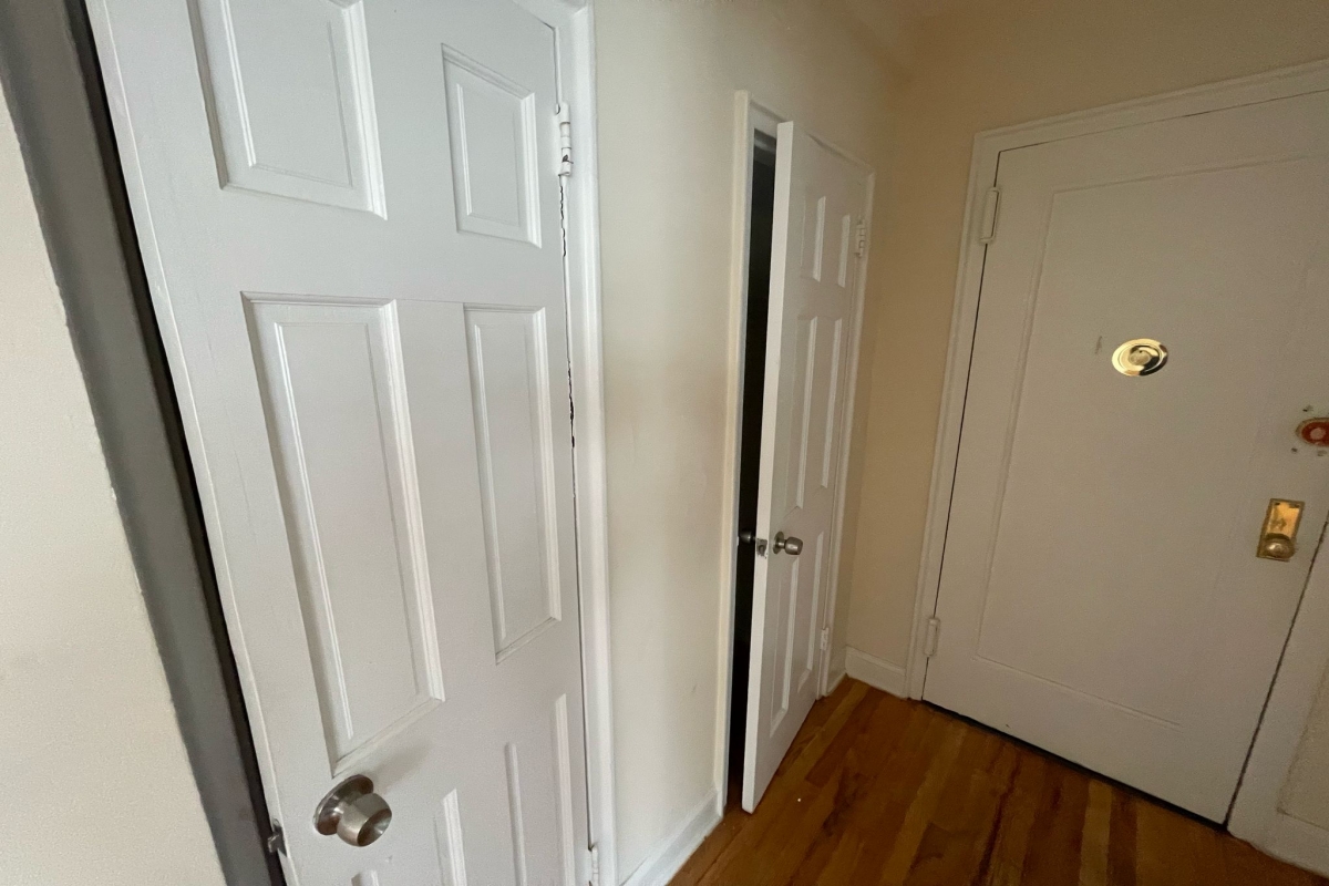 Apartment 66th Avenue  Queens, NY 11374, MLS-RD5292-15