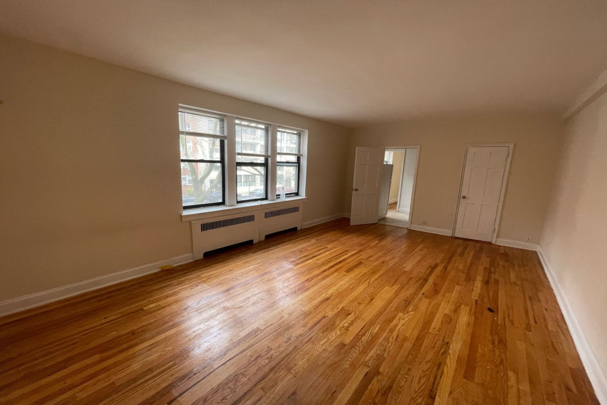 Apartment 66th Avenue  Queens, NY 11374, MLS-RD5292-8