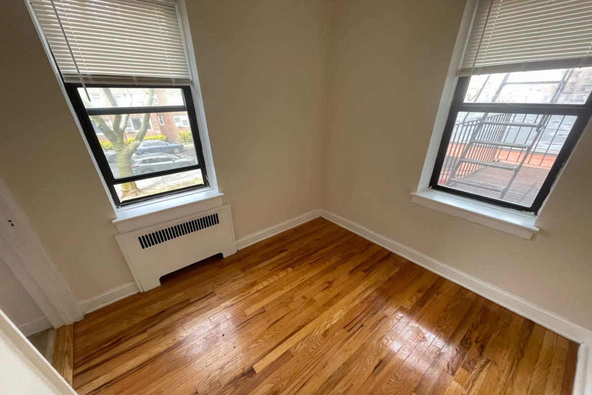Apartment 66th Avenue  Queens, NY 11374, MLS-RD5292-14