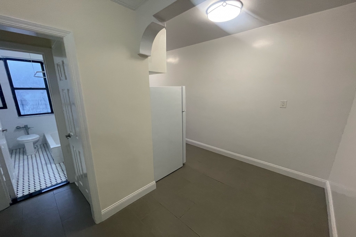 Apartment 167th Street  Queens, NY 11358, MLS-RD5293-8