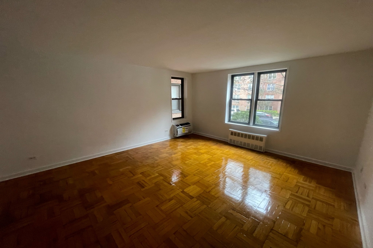 Apartment 79th Avenue  Queens, NY 11367, MLS-RD5297-2