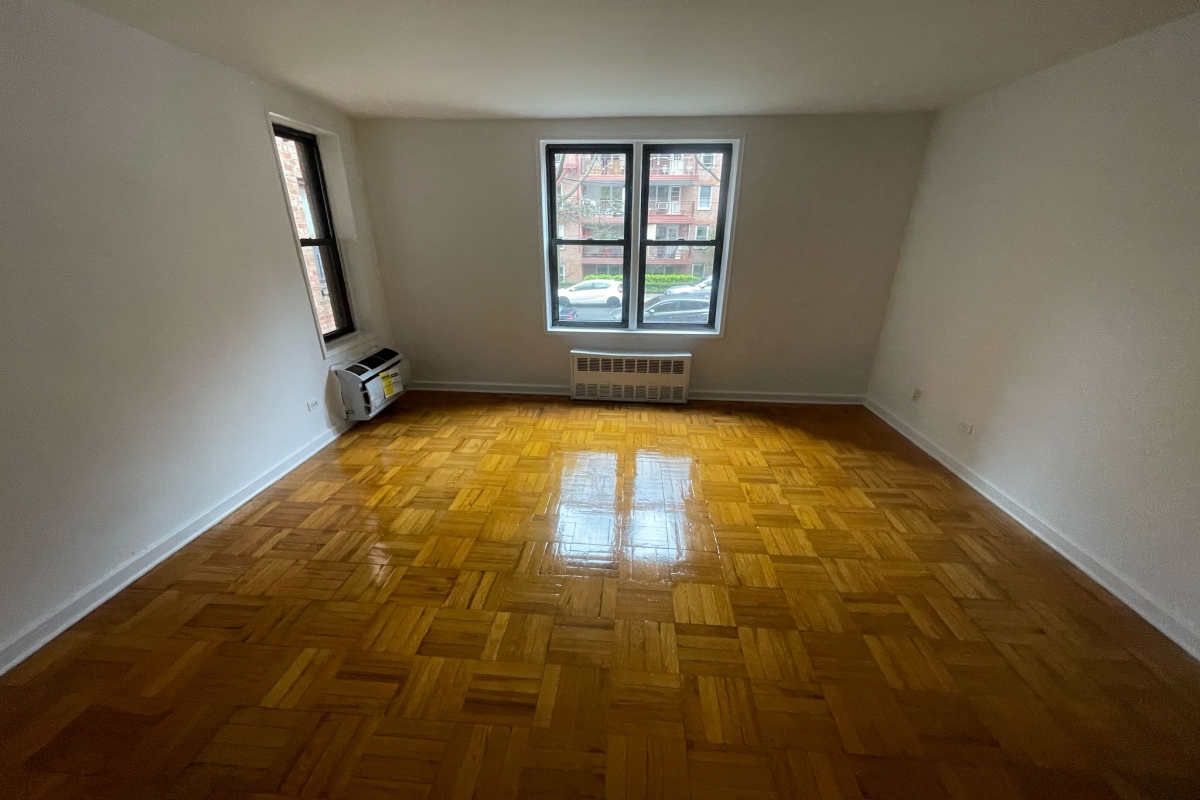 Apartment 79th Avenue  Queens, NY 11367, MLS-RD5297-3