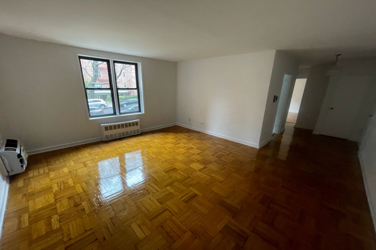 Apartment 79th Avenue  Queens, NY 11367, MLS-RD5297-5