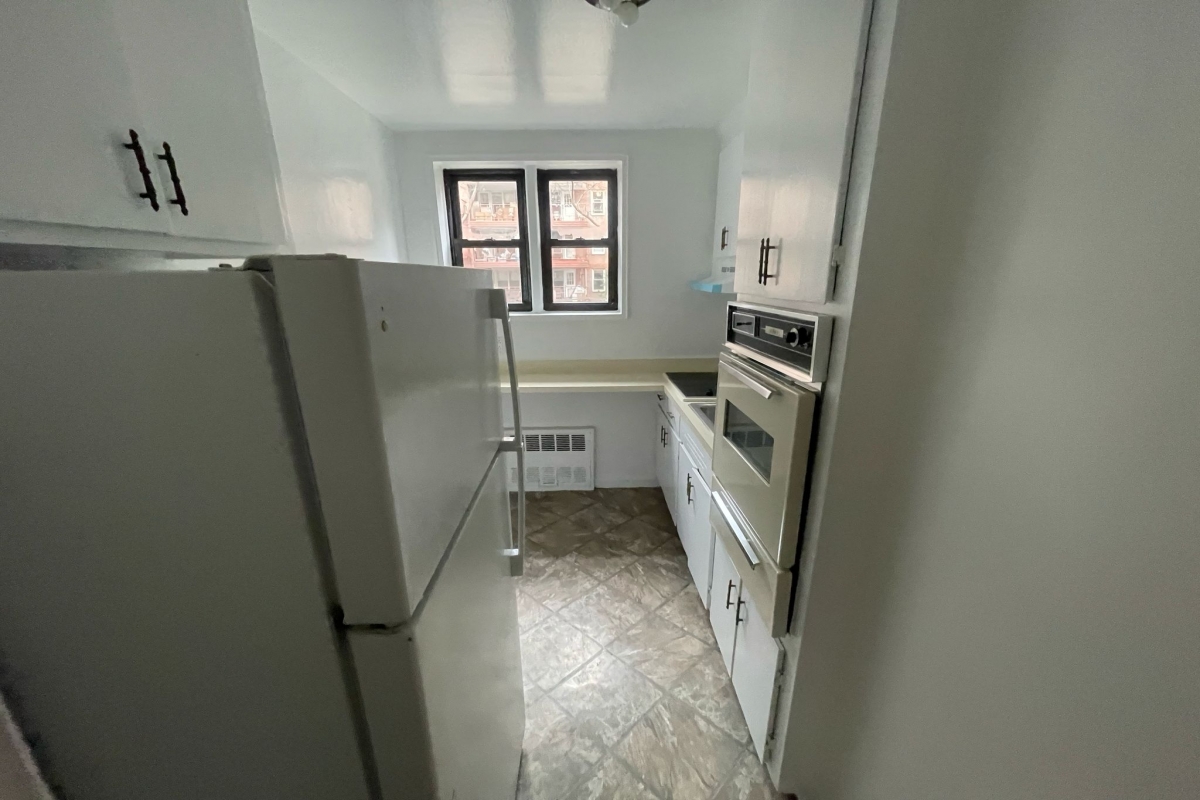 Apartment 79th Avenue  Queens, NY 11367, MLS-RD5297-9