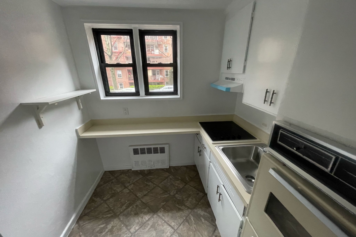 Apartment 79th Avenue  Queens, NY 11367, MLS-RD5297-10