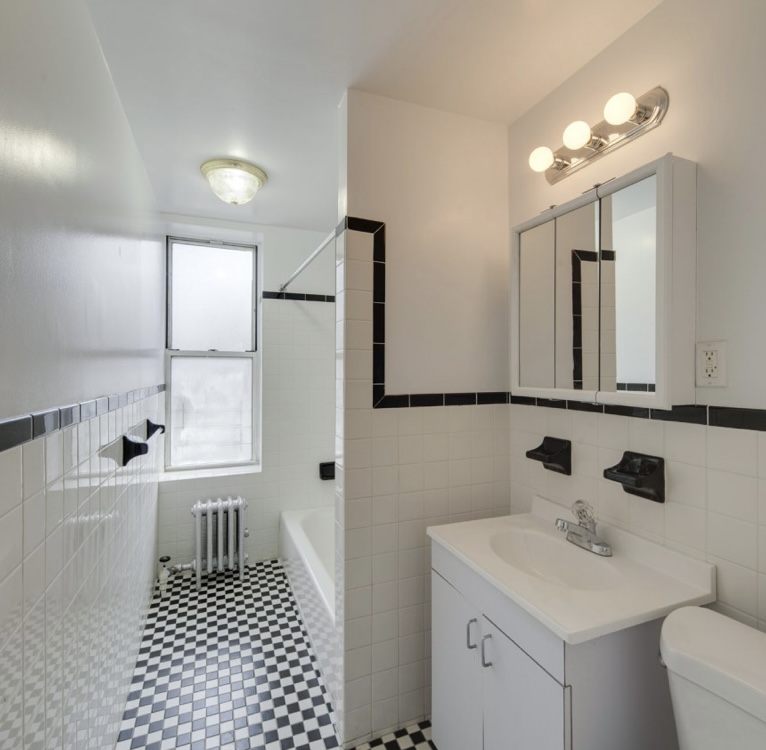 Apartment 87th Avenue  Queens, NY 11432, MLS-RD5311-3