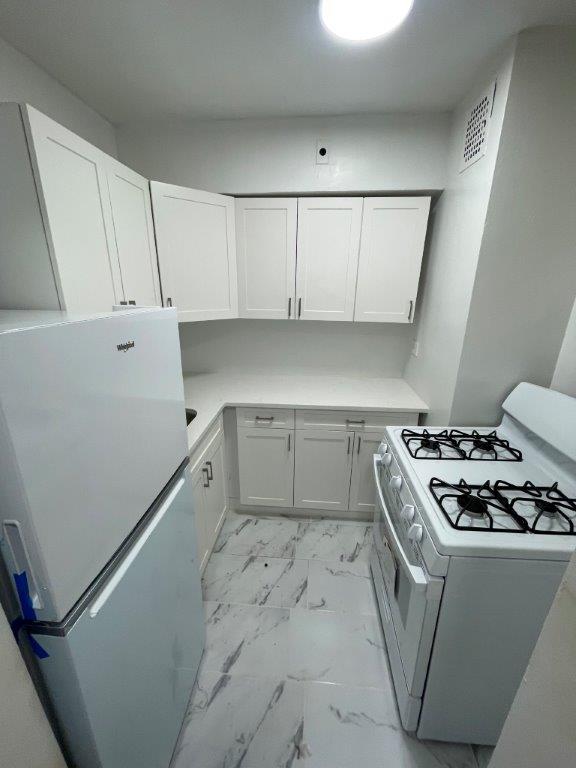 Apartment 117th Street  Queens, NY 11694, MLS-RD5319-2