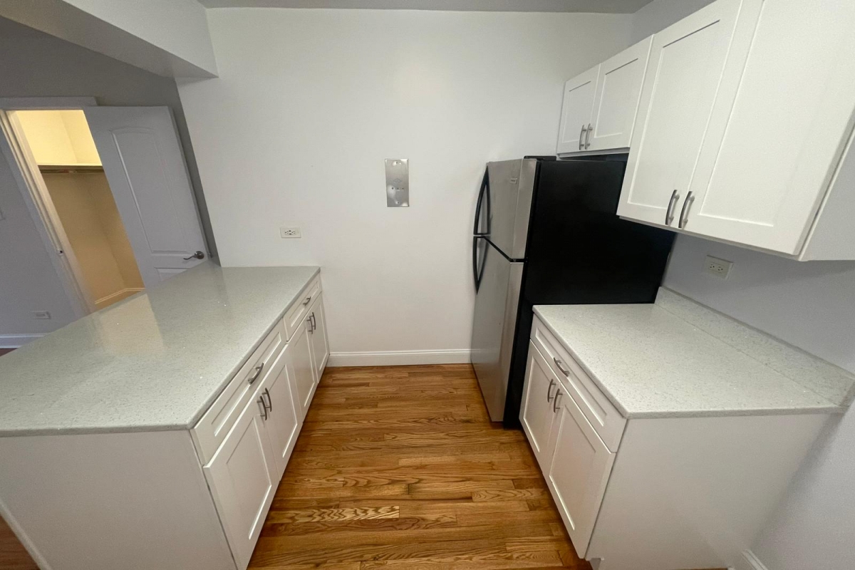 Apartment Hoover Avenue  Queens, NY 11435, MLS-RD5330-2