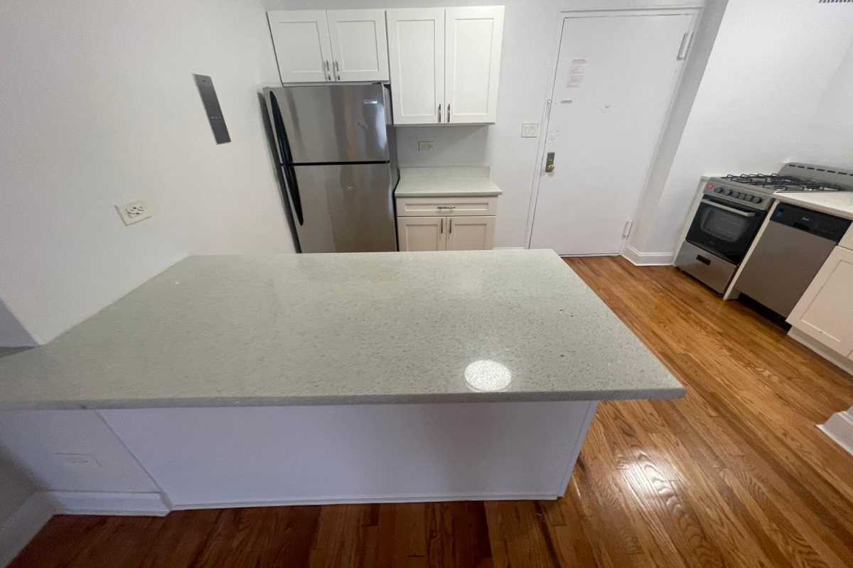 Apartment Hoover Avenue  Queens, NY 11435, MLS-RD5330-6