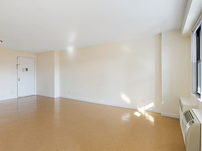 Apartment 57th Avenue  Queens, NY 11368, MLS-RD5335-4