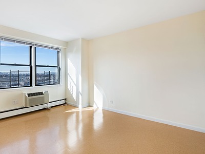 Apartment 57th Avenue  Queens, NY 11368, MLS-RD5335-10
