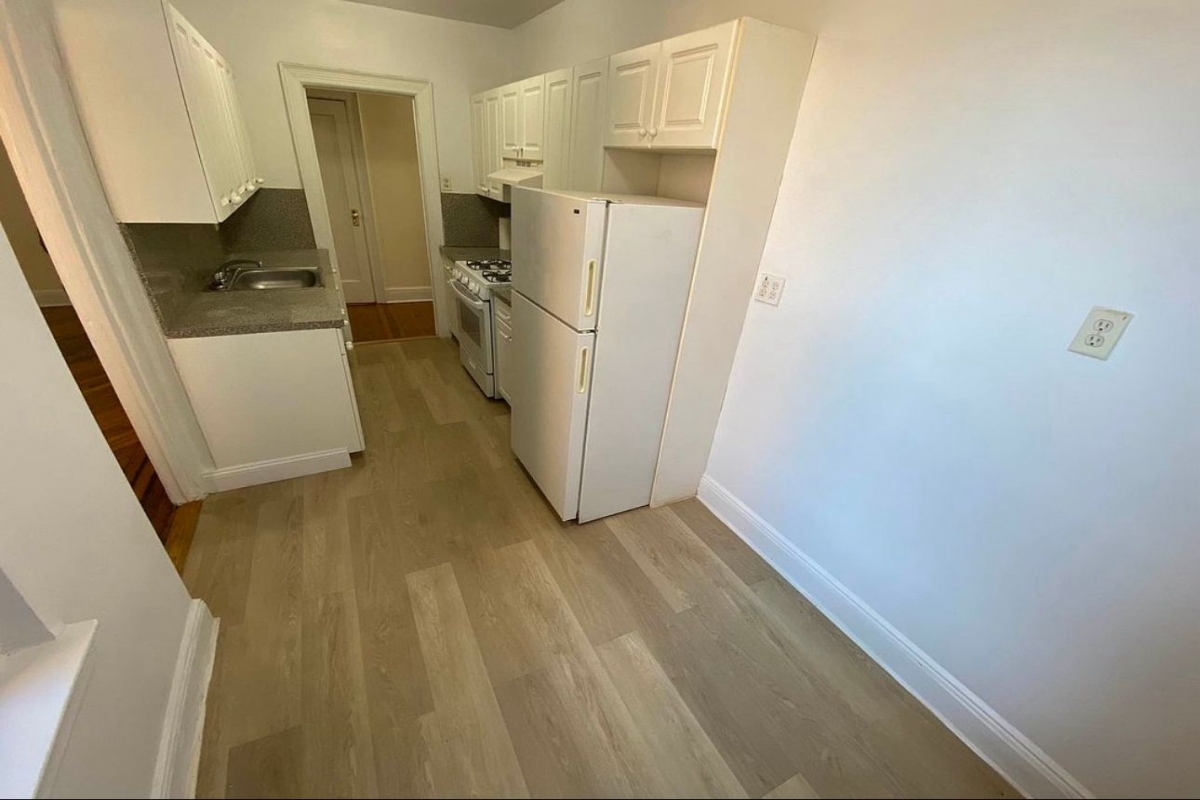 Apartment Saunders Street  Queens, NY 11374, MLS-RD5337-4