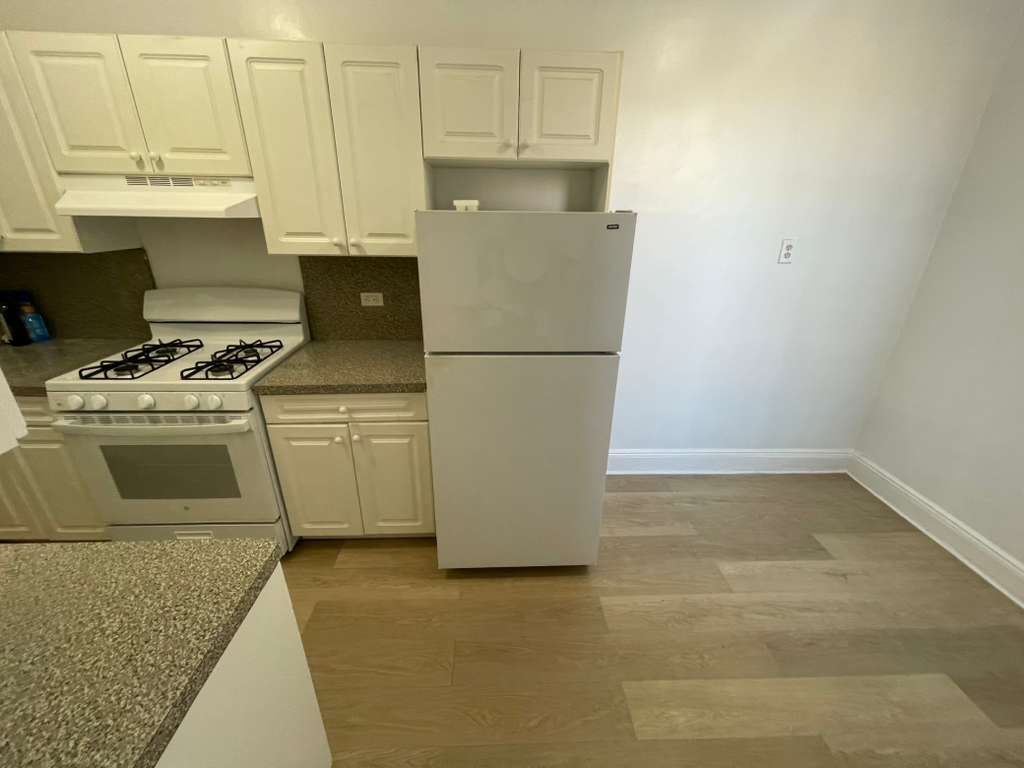 Apartment Saunders Street Queens, NY 11374, MLS-RD5337-6