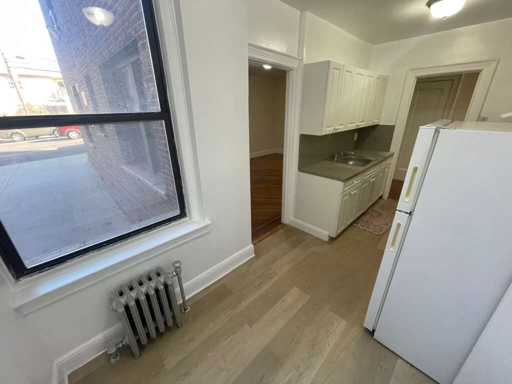 Apartment Saunders Street Queens, NY 11374, MLS-RD5337-9