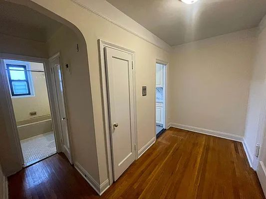 Apartment Highland Avenue Queens, NY 11432, MLS-RD5340-16