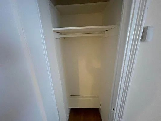 Apartment Highland Avenue  Queens, NY 11432, MLS-RD5340-19