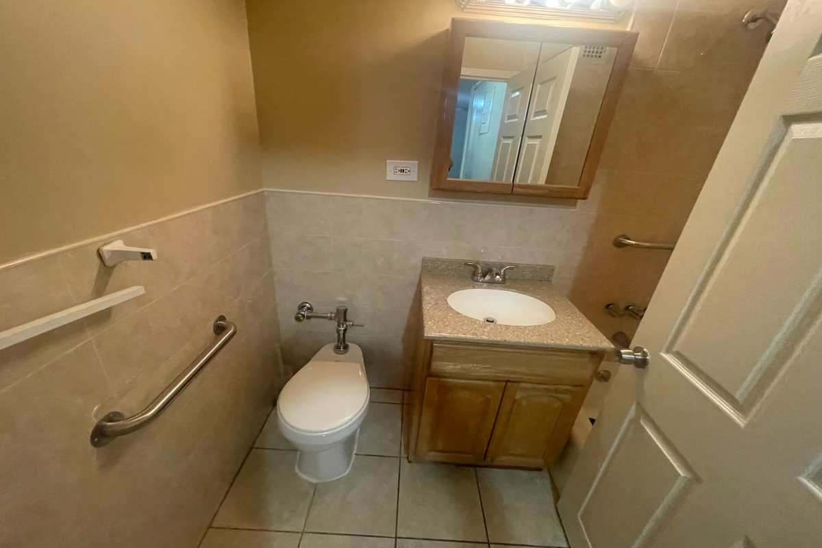 Apartment Bell Blvd  Queens, NY 11360, MLS-RD5352-11