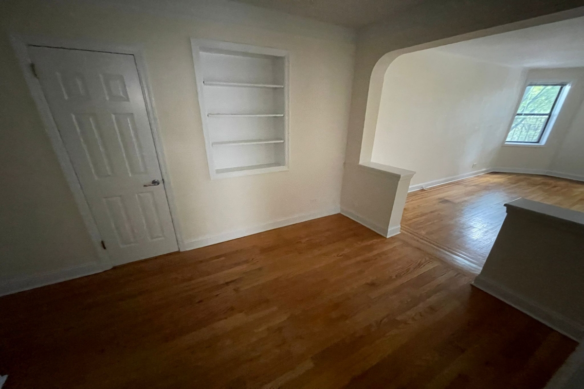 Apartment 32nd Avenue  Queens, NY 11377, MLS-RD5359-5