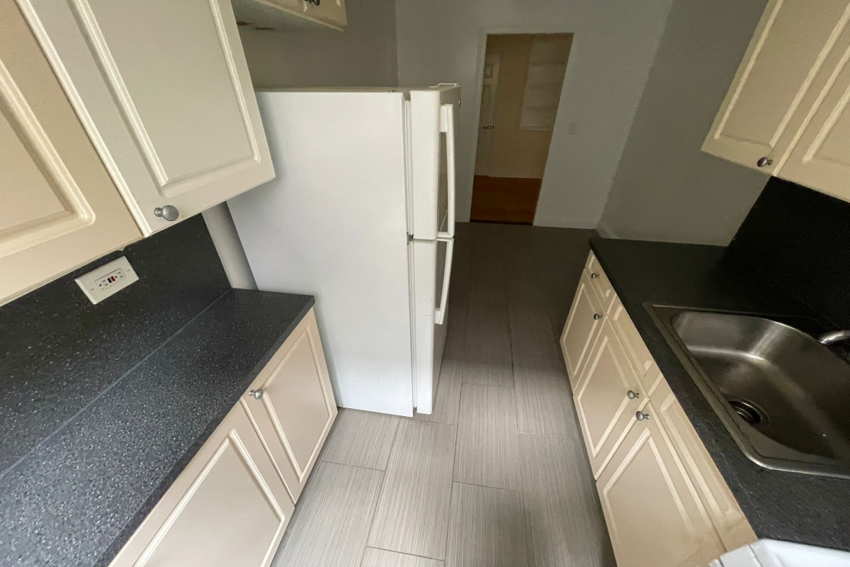 Apartment 32nd Avenue  Queens, NY 11377, MLS-RD5359-6