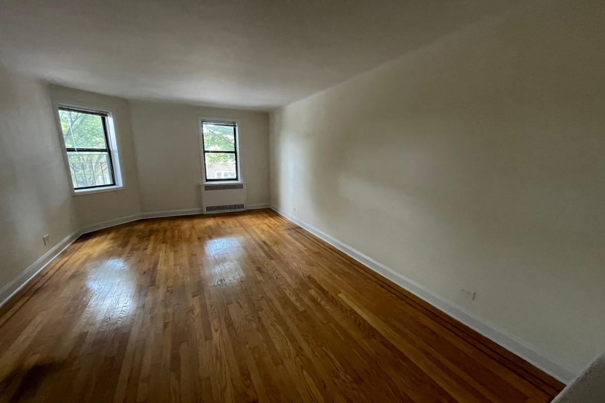 Apartment 32nd Avenue  Queens, NY 11377, MLS-RD5359-12