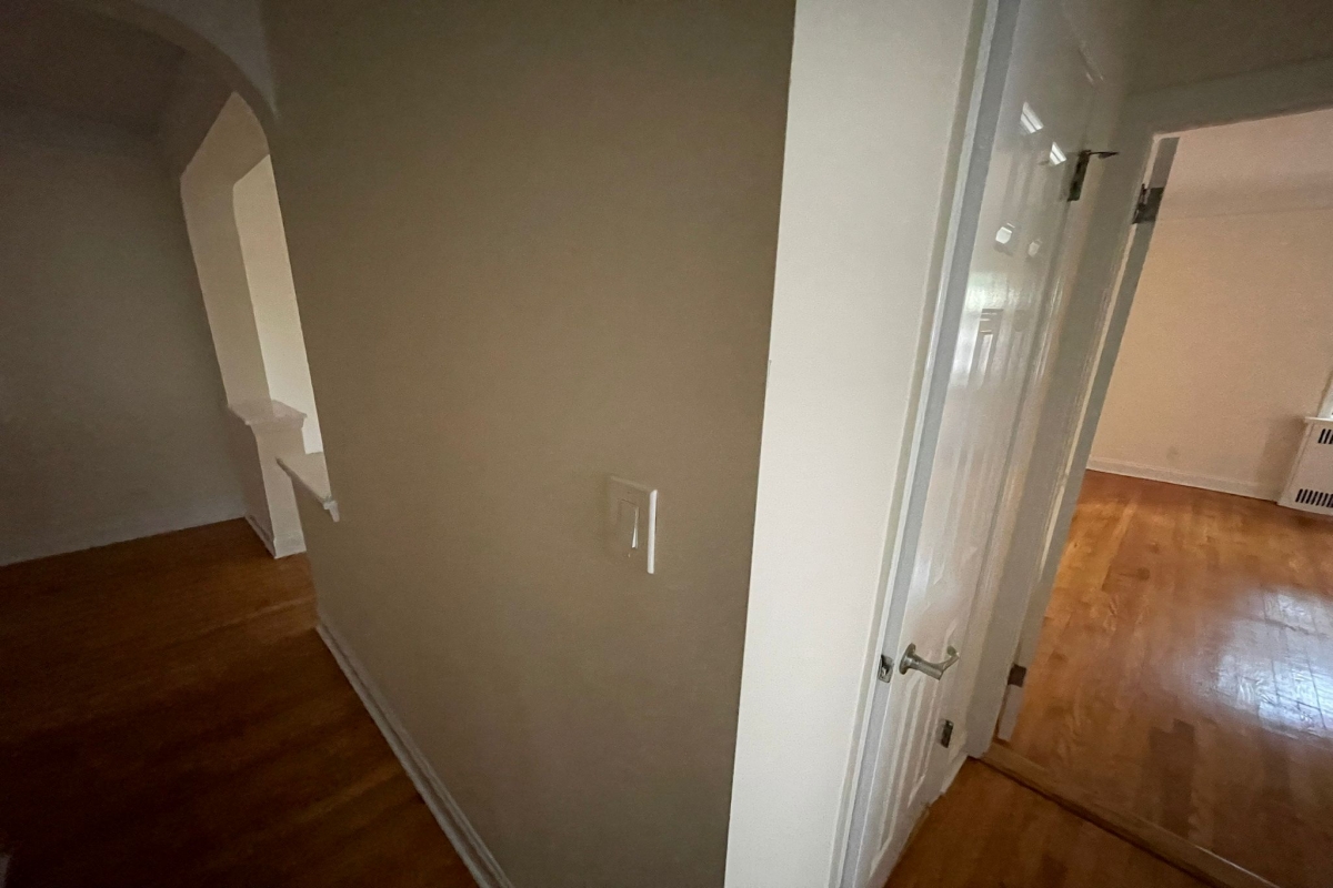 Apartment 32nd Avenue  Queens, NY 11377, MLS-RD5359-15