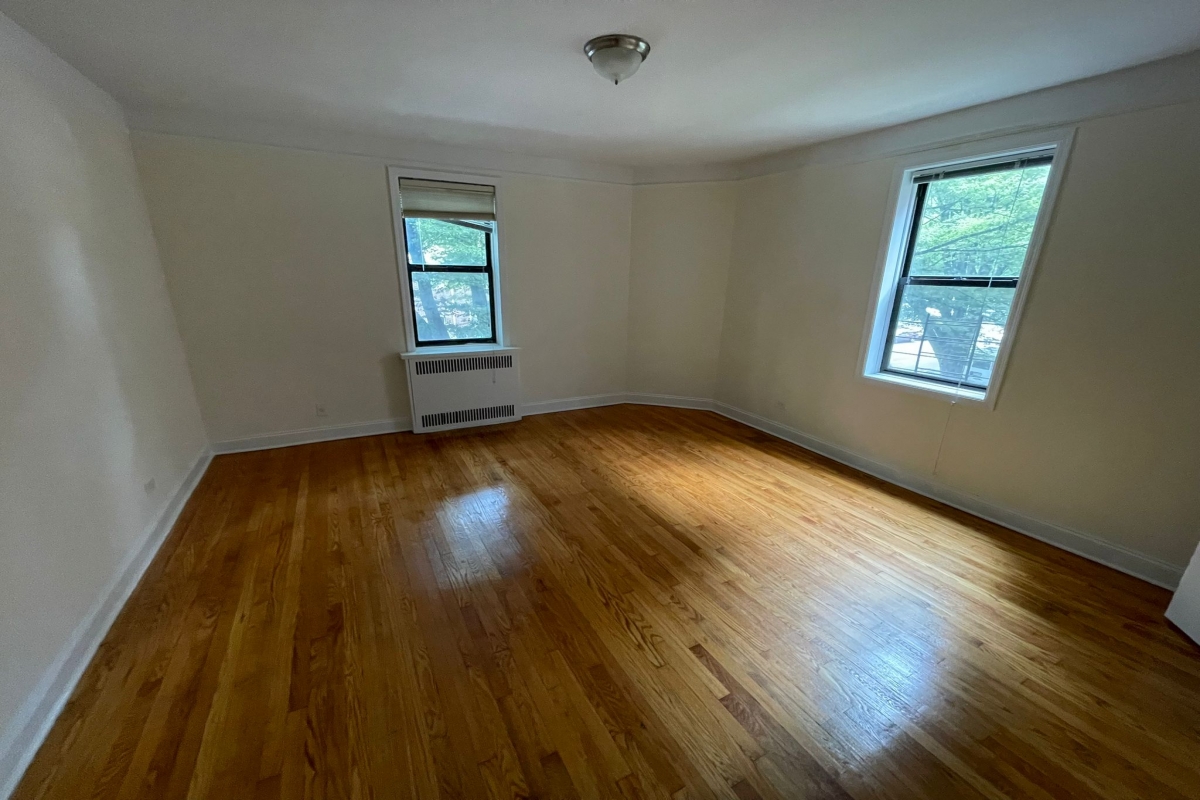 Apartment 32nd Avenue  Queens, NY 11377, MLS-RD5359-17