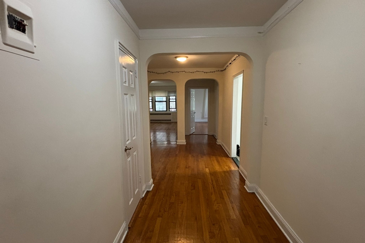 Apartment Wexford Terrace  Queens, NY 11432, MLS-RD5360-5