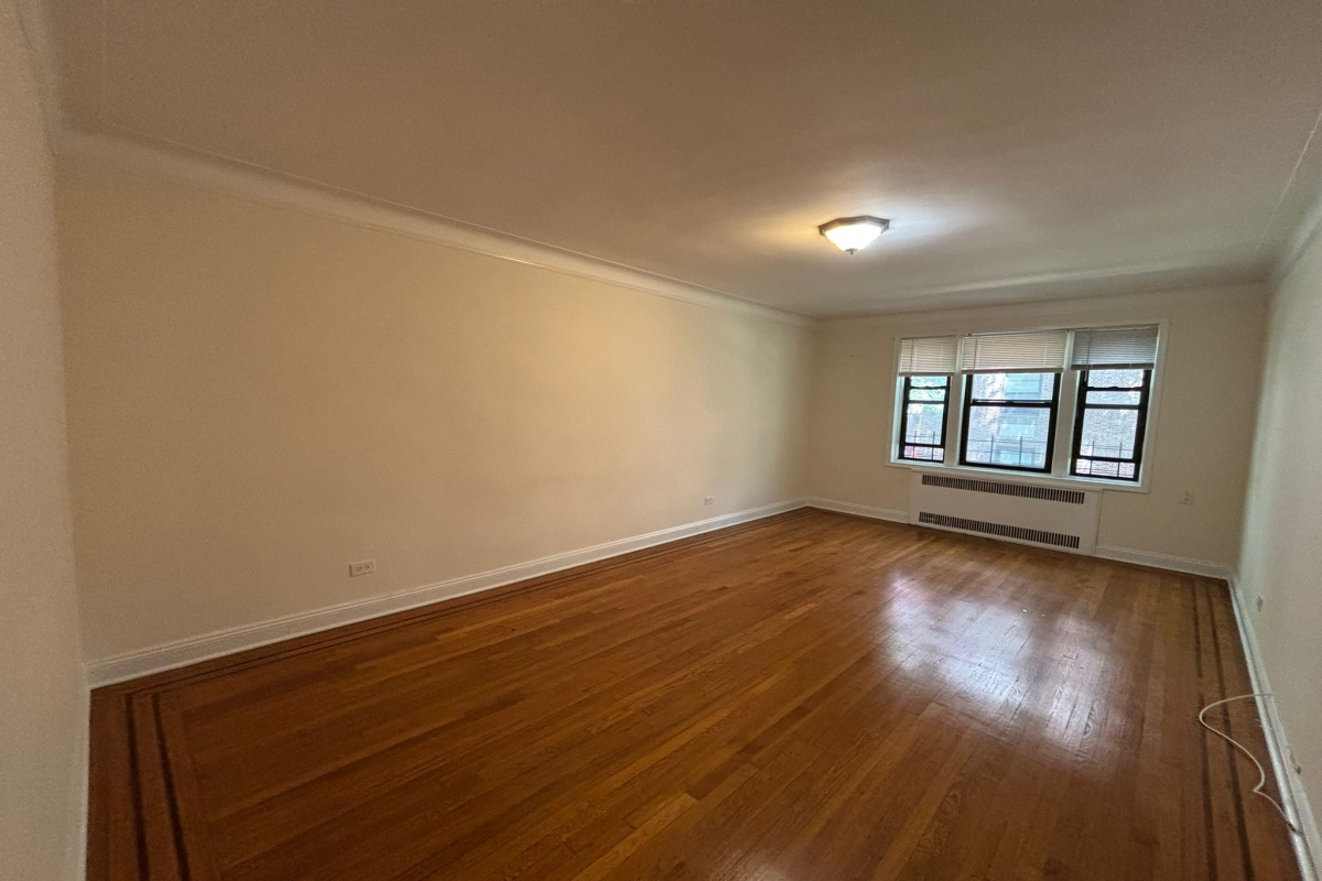 Apartment Wexford Terrace  Queens, NY 11432, MLS-RD5360-7